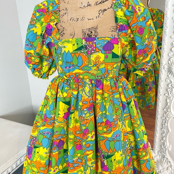New York Couture *One of a Kind* Vintage PYSCHODELIC 1960’s Puff Sleeve Dress - Picture 8 of 9